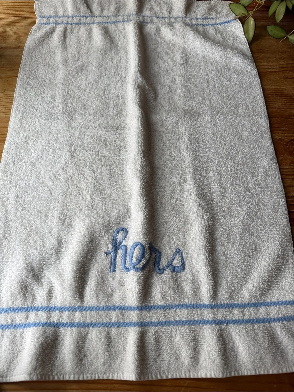 Vintage Embroidered 'His' and 'Hers' White Hand Towels